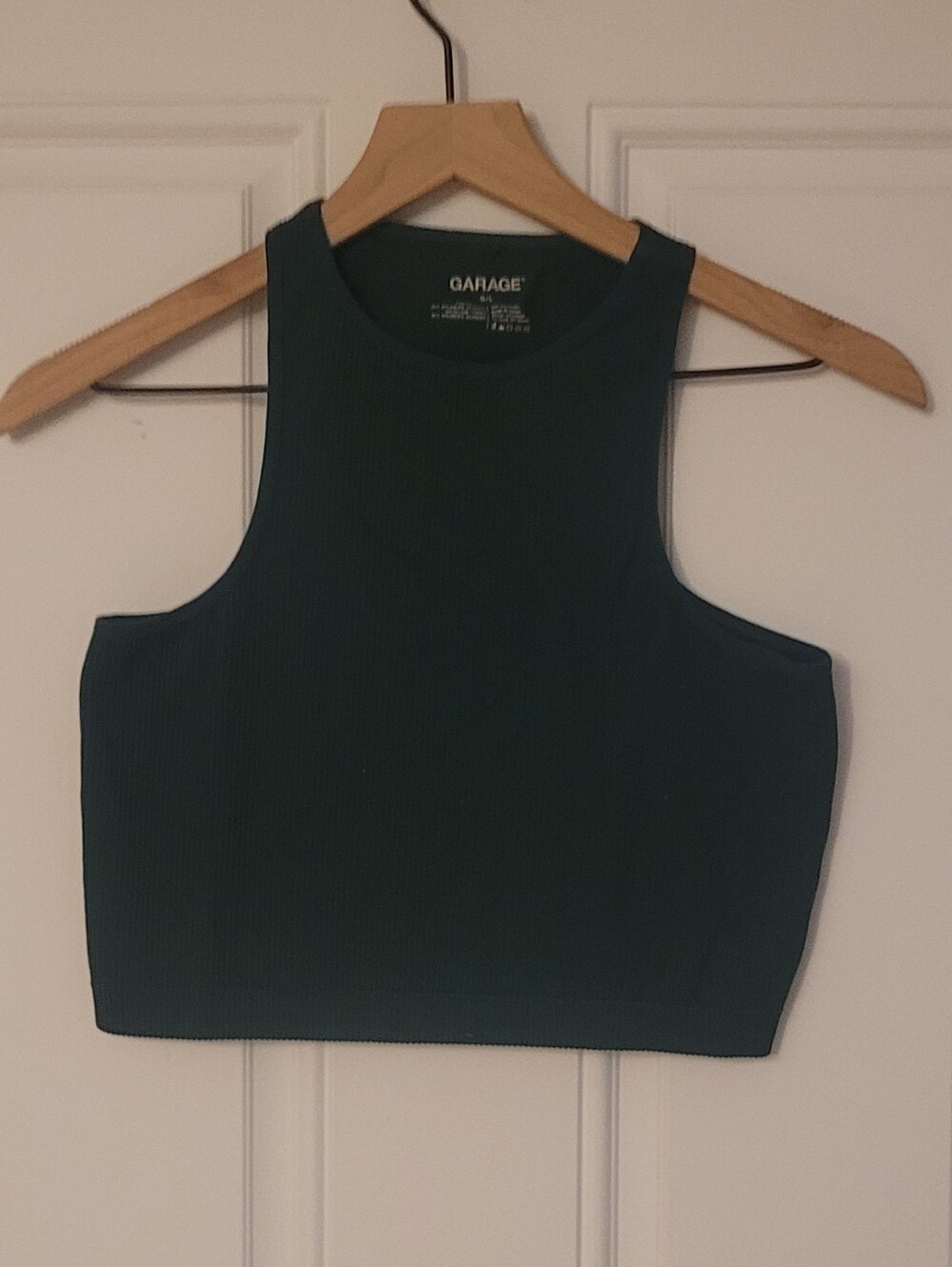 Garage Women's Large Green Cropped Tank